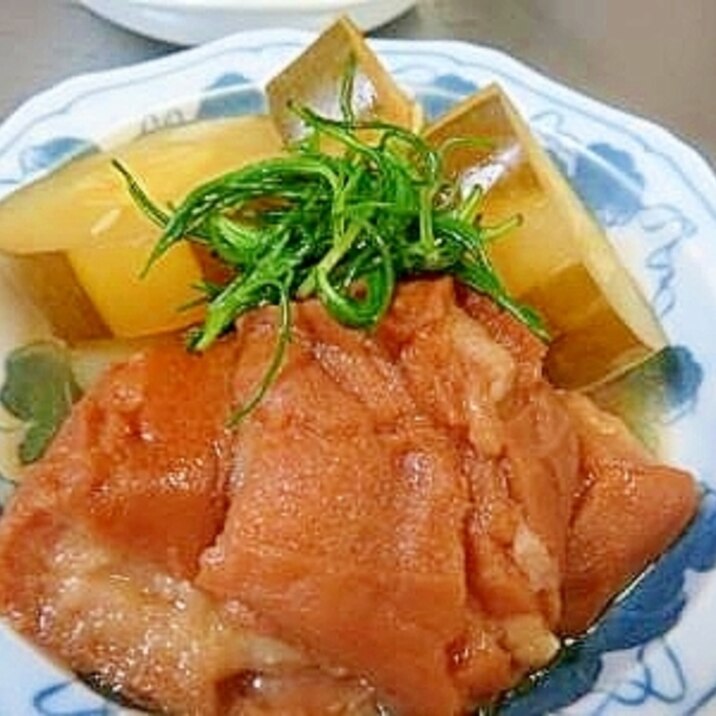 デカキュウリと油麩の煮物